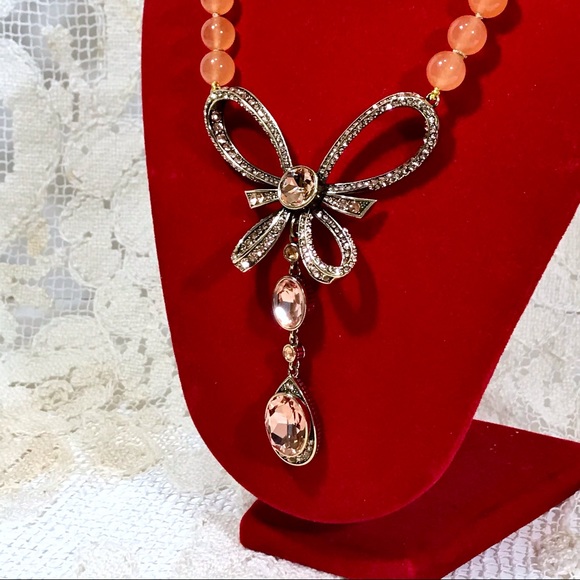 SOLD Heidi Daus LaBella Bow Crystal Necklace NIB - Picture 4 of 10